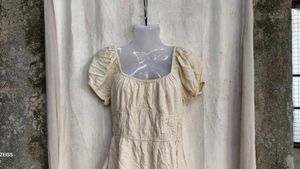 1339. Chic Linen Blend Puff Sleeve Dress