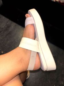 zudio Comfy White &amp; Lilac Sandals