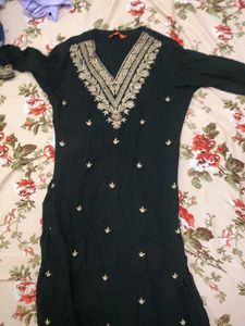 Elegant Embroidered Kurta