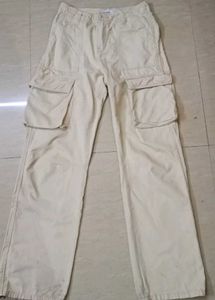 Bershka Cargo Pants - Beige