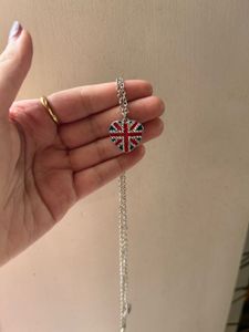 Claires Dainty Pendant Silver Necklace