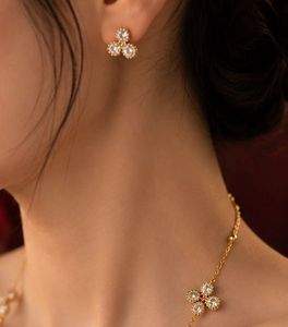 Anti-tarnish Sparkling  Necklace &amp; Earring S
