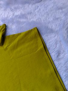 Chic Mustard Yellow Cropped Top