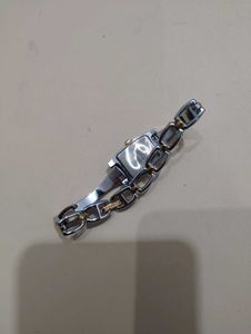 Elegant Women's Bangle Watch