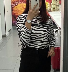 Trendy Women Stripped Top