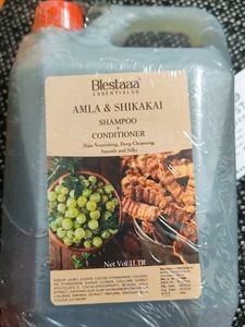 Blestaaa Essentials Amla &amp; Shikakai Shampoo