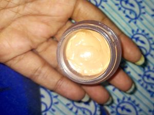 Makeup Revolution Eye Bright Correcter