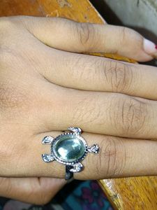 ring ...