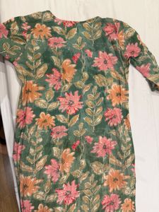 Beautiful Floral Print Kurta