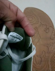 💯🔥✨ ORIGINAL REDTAPE WHITE OLIVE GREEN SNEAKERS