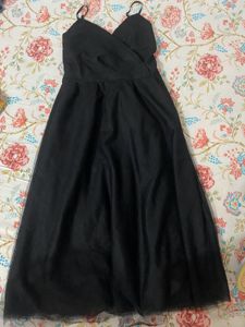 Elegant Black Tulle Midi Dress