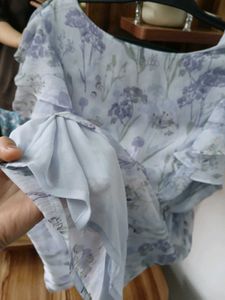 Cute  Blue Floral Peplum Top