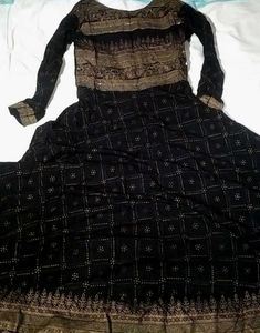 Elegant Black &amp; Gold Kurta