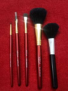 Vega Makeup Brush Set