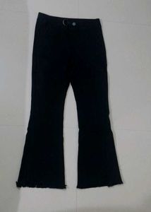 NEW🔥 Black bootcut Jeans