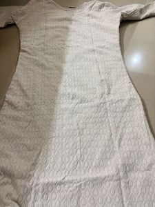 Elegant White Chikankari Kurta