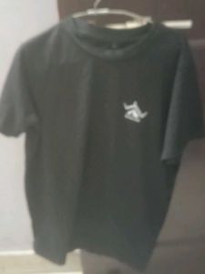 Black Graphic Print T-Shirt