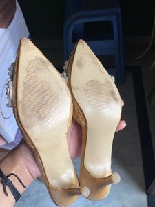 Embellished Pointed Toe heels