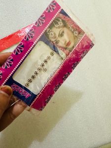 2 Designer Bindi Set
