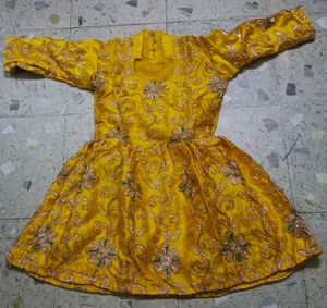 2 peace gharara frock dress ( no used )