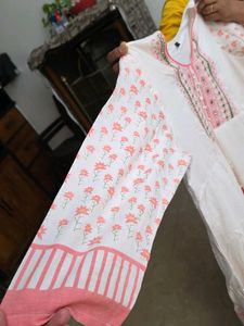 Embroidered Tiered Cotton Kurta