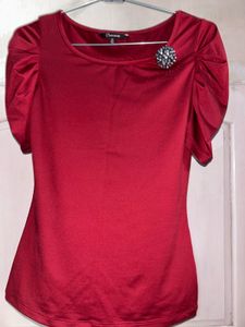 Chic Red Embellished Short Sleeve Top