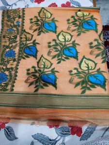 Peach Floral Print Tant Handloom saree