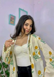 NouveauModiste Cotton printed Shrug