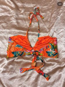 Vibrant Tropical Print Halter Bikini Top