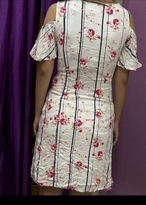 Floral Print Cold Shoulder Dress
