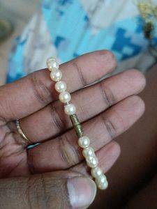 Pearl Necklace with Floral Pendant