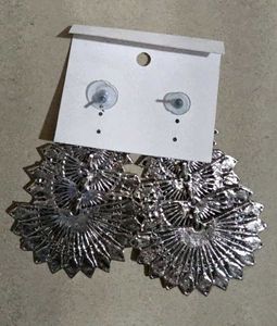 Exquisite Peacock Design Earrings
