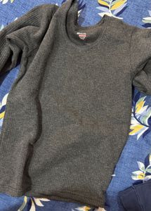 Kidley Navy Blue Sweatshirt and bodycare warmer