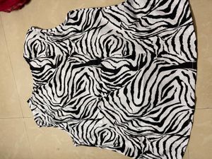 Stylish Zebra Print Sleeveless Top