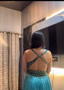 Beautiful Teal Embellished Gown🦋🎀❤️