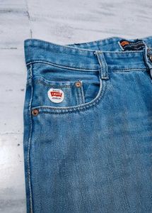 Levi's Classic Blue Denim Jeans