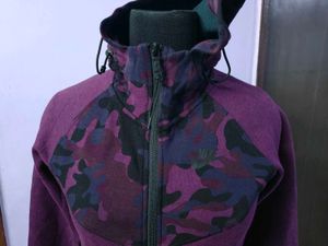 Nike Full Zip Hoodie Size M