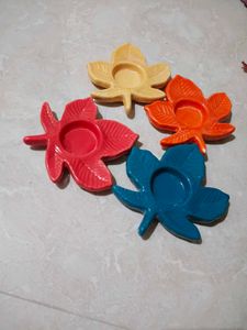 4 Leaf-Shaped Ceramic Tealight Holders