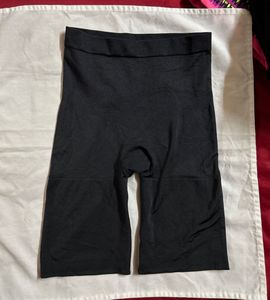 Black Shaping Shorts
