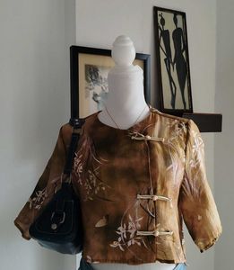 Chic Brocade Mandarin Collar Blouse