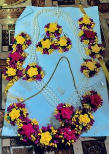 Floral Jewellery Set