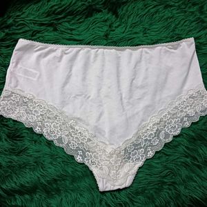 White Lace 🫴🎁Trim Briefs