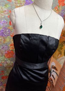 Elegant Black Strapless Cocktail Dress
