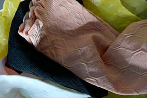 22 pairs socks