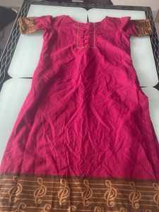 Rose &amp; Red Striaght Kurthi