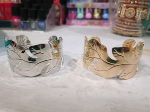 Leaf Design Cuff Bracelet