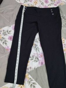 Black Textured Cropped Pants