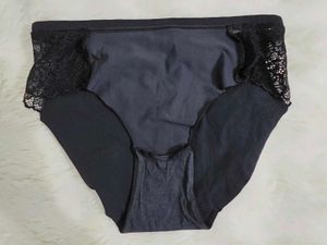 Zudio Black Lace Trim Bra &amp; Brief Set