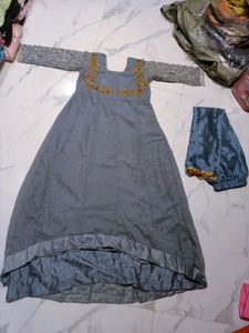 Elegant Grey Embroidered Kurta Set