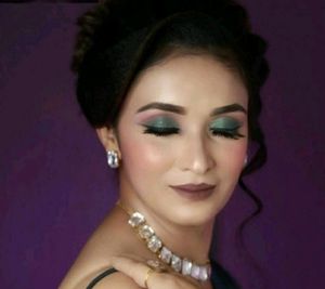 Sparkling Gemstone Necklace &amp; Ring Set